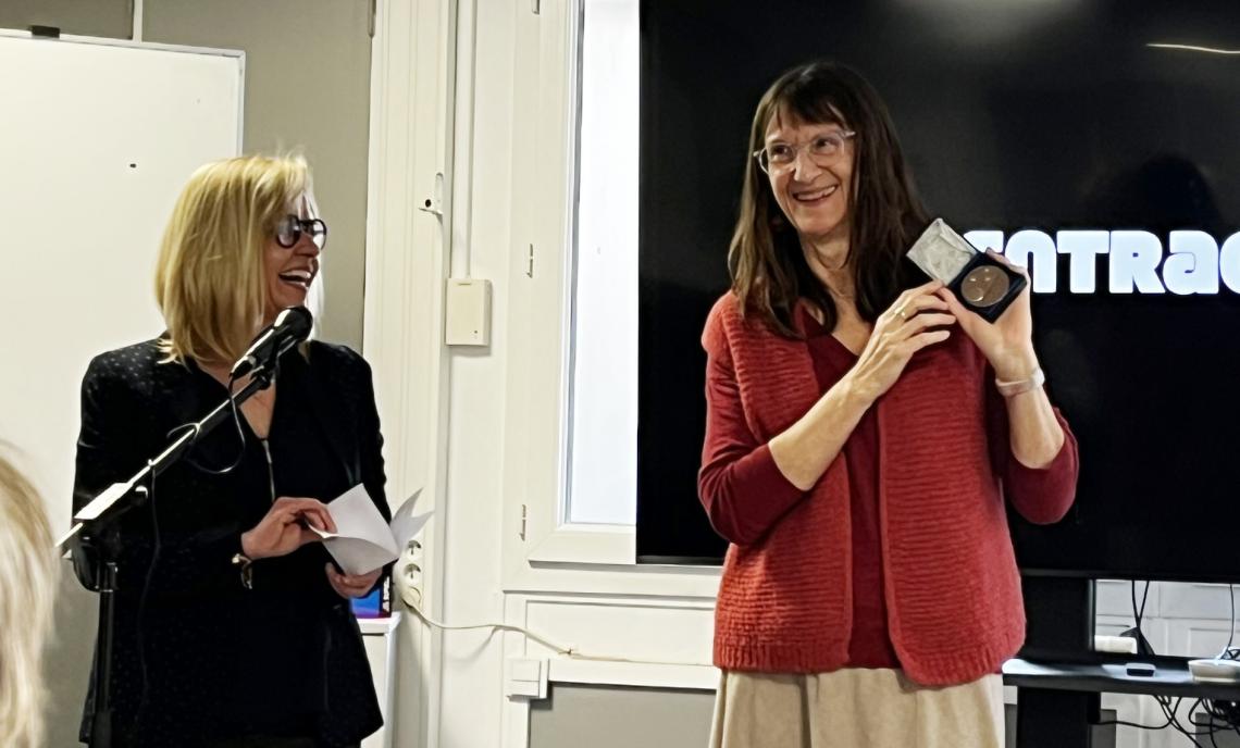 Claire Bidart reçoit la médaille du travail